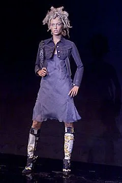 Look 10